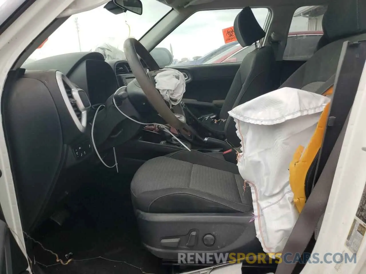 7 fotografías del automóvil dañado KNDJ23AU4M7751584 KIA SOUL 2021