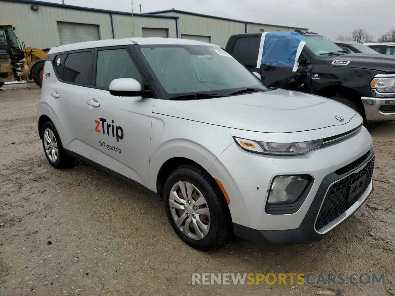 4 fotografías del automóvil dañado KNDJ23AU4M7758311 KIA SOUL 2021
