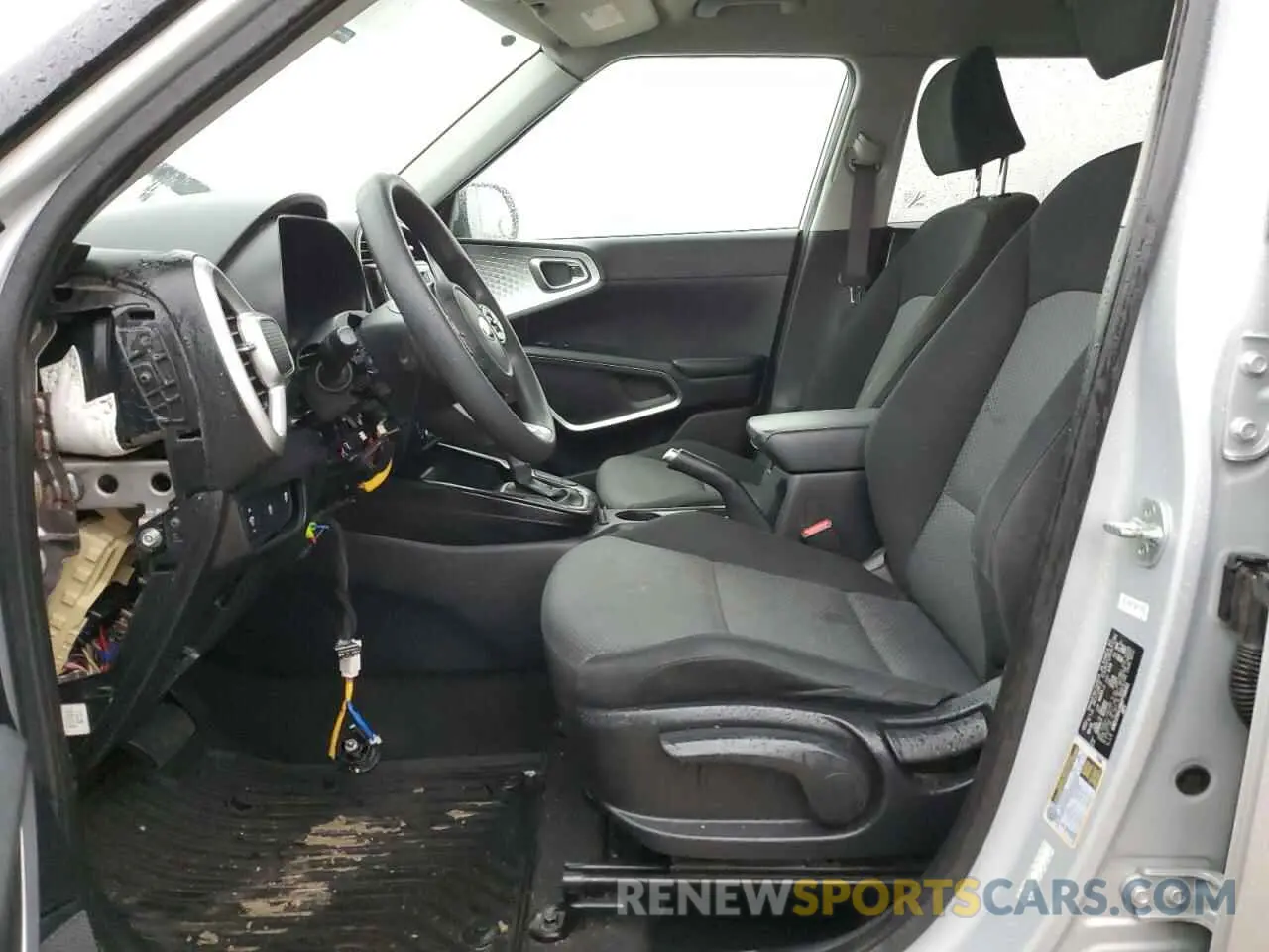 7 fotografías del automóvil dañado KNDJ23AU4M7758311 KIA SOUL 2021