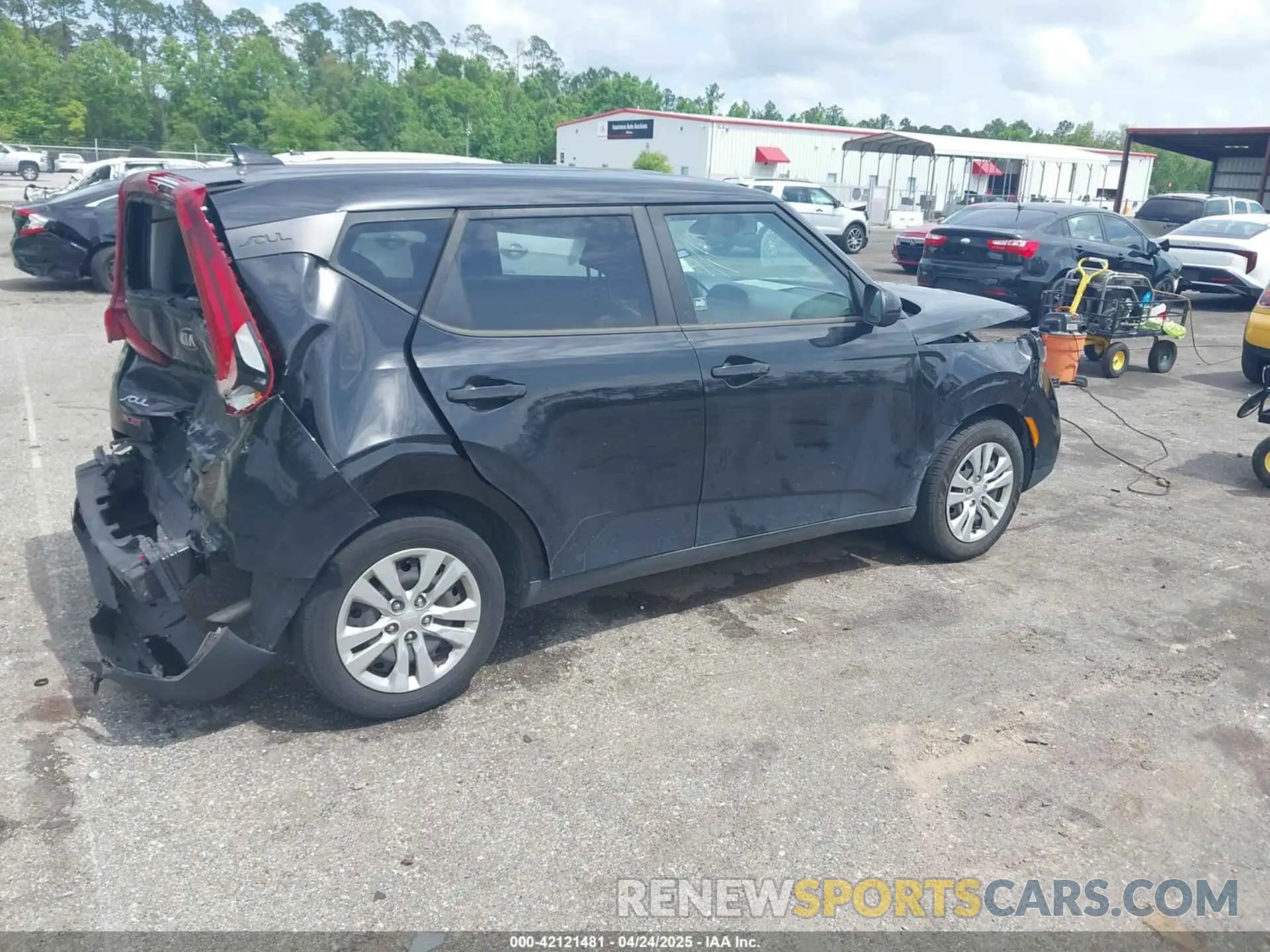 4 fotografías del automóvil dañado KNDJ23AU5M7756972 KIA SOUL 2021