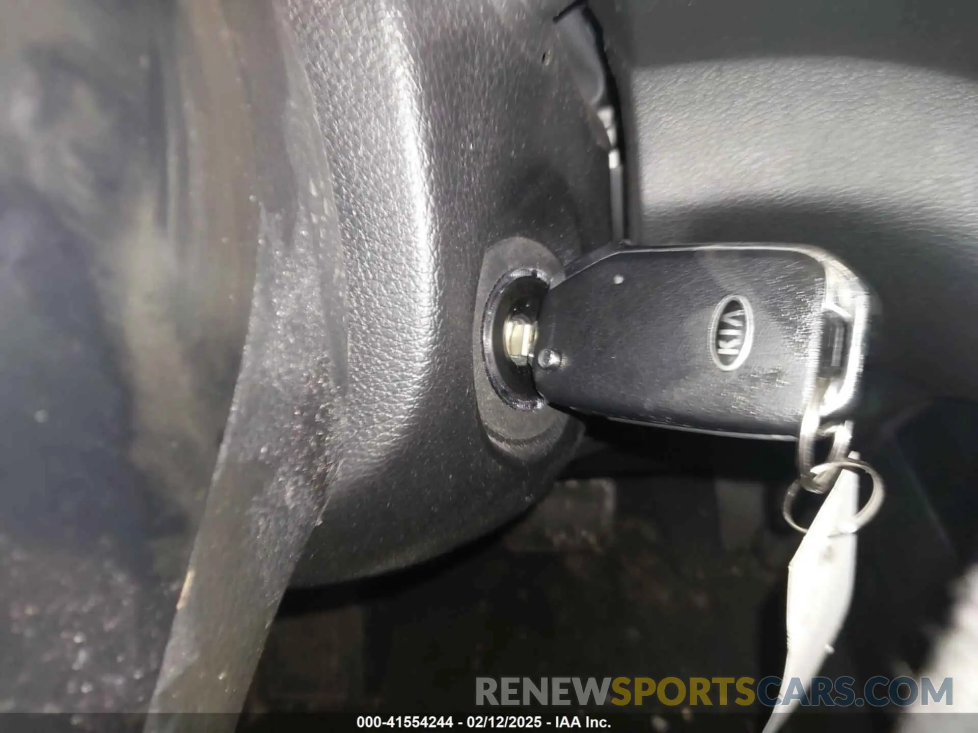 11 fotografías del automóvil dañado KNDJ23AU5M7770063 KIA SOUL 2021