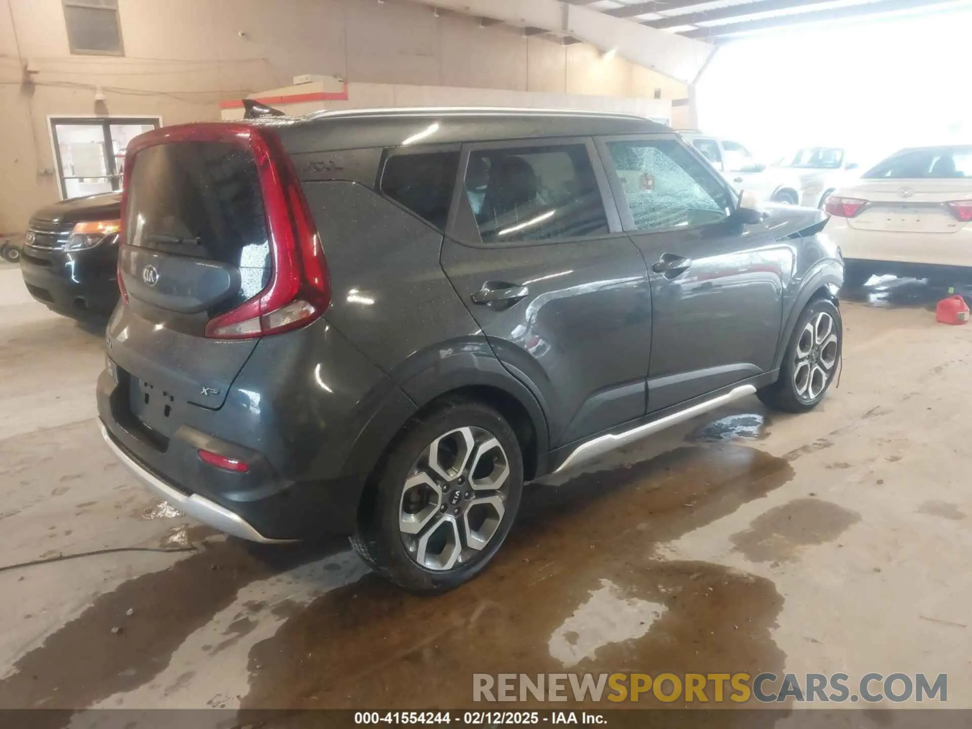 4 fotografías del automóvil dañado KNDJ23AU5M7770063 KIA SOUL 2021