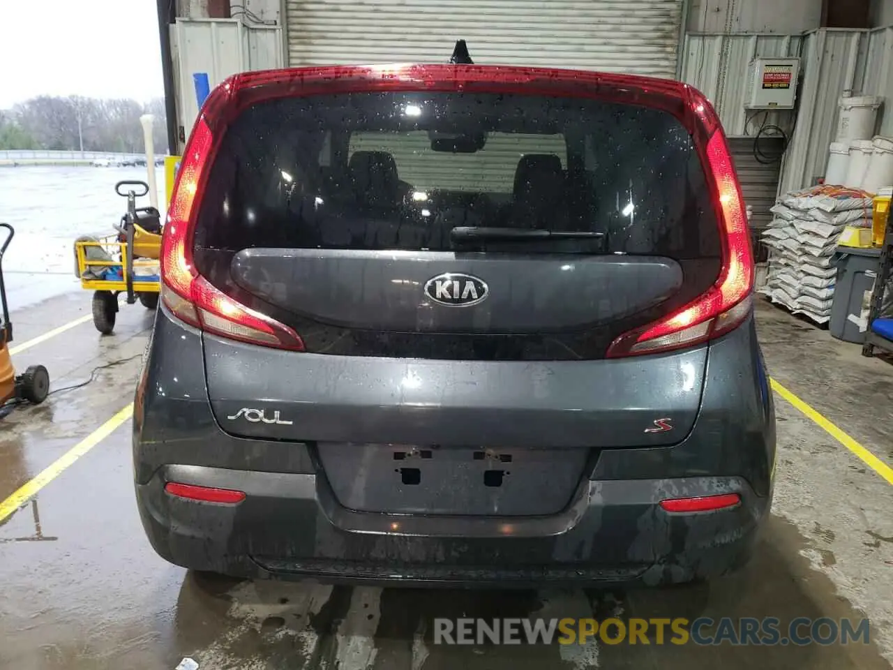 6 fotografías del automóvil dañado KNDJ23AU5M7773741 KIA SOUL 2021