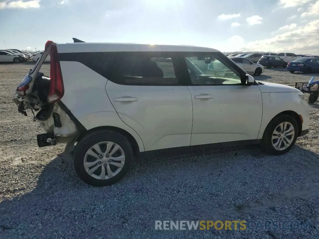 3 fotografías del automóvil dañado KNDJ23AU6M7138656 KIA SOUL 2021
