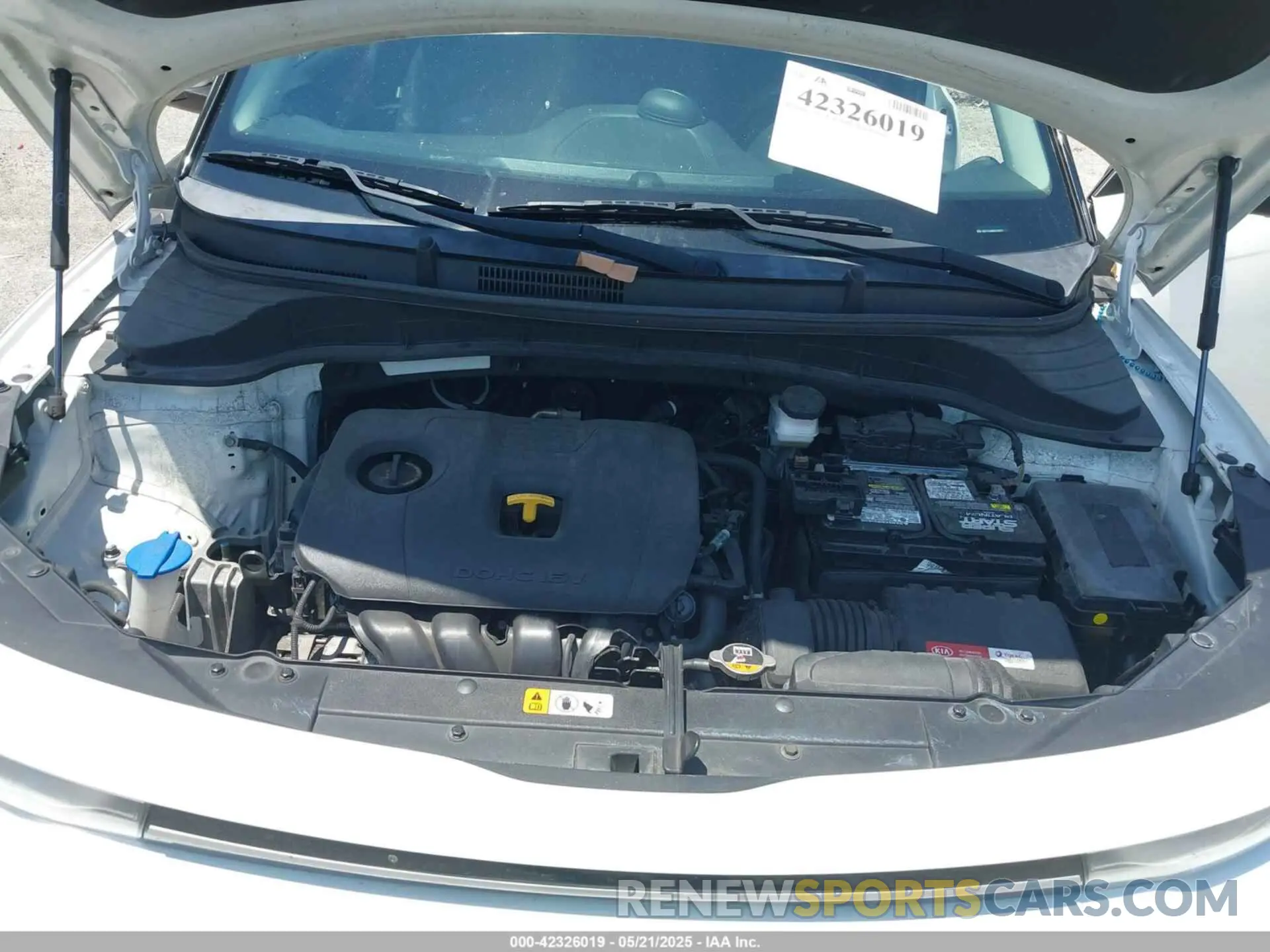 10 fotografías del automóvil dañado KNDJ23AU6M7146076 KIA SOUL 2021