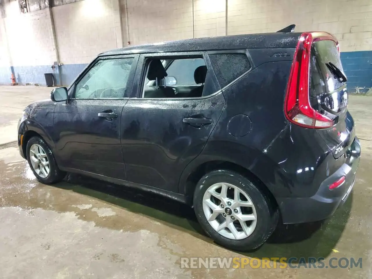 2 fotografías del automóvil dañado KNDJ23AU6M7739016 KIA SOUL 2021