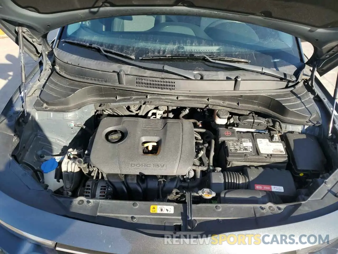 12 fotografías del automóvil dañado KNDJ23AU6M7775272 KIA SOUL 2021