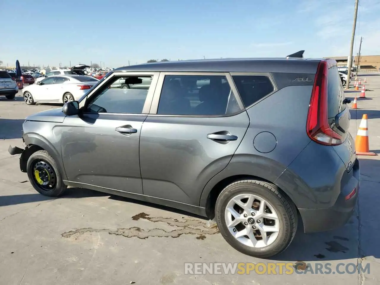 2 fotografías del automóvil dañado KNDJ23AU6M7775272 KIA SOUL 2021