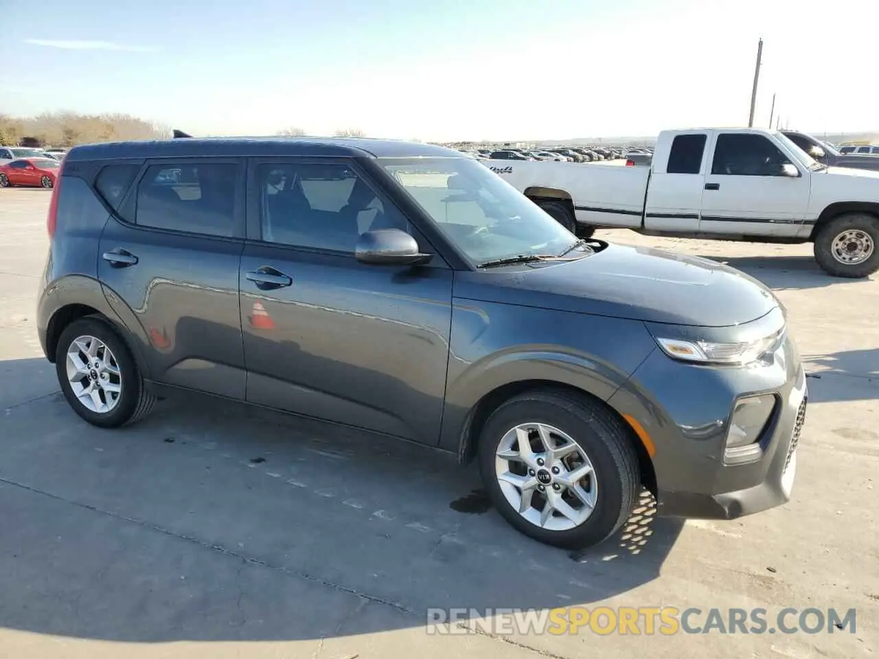 4 fotografías del automóvil dañado KNDJ23AU6M7775272 KIA SOUL 2021