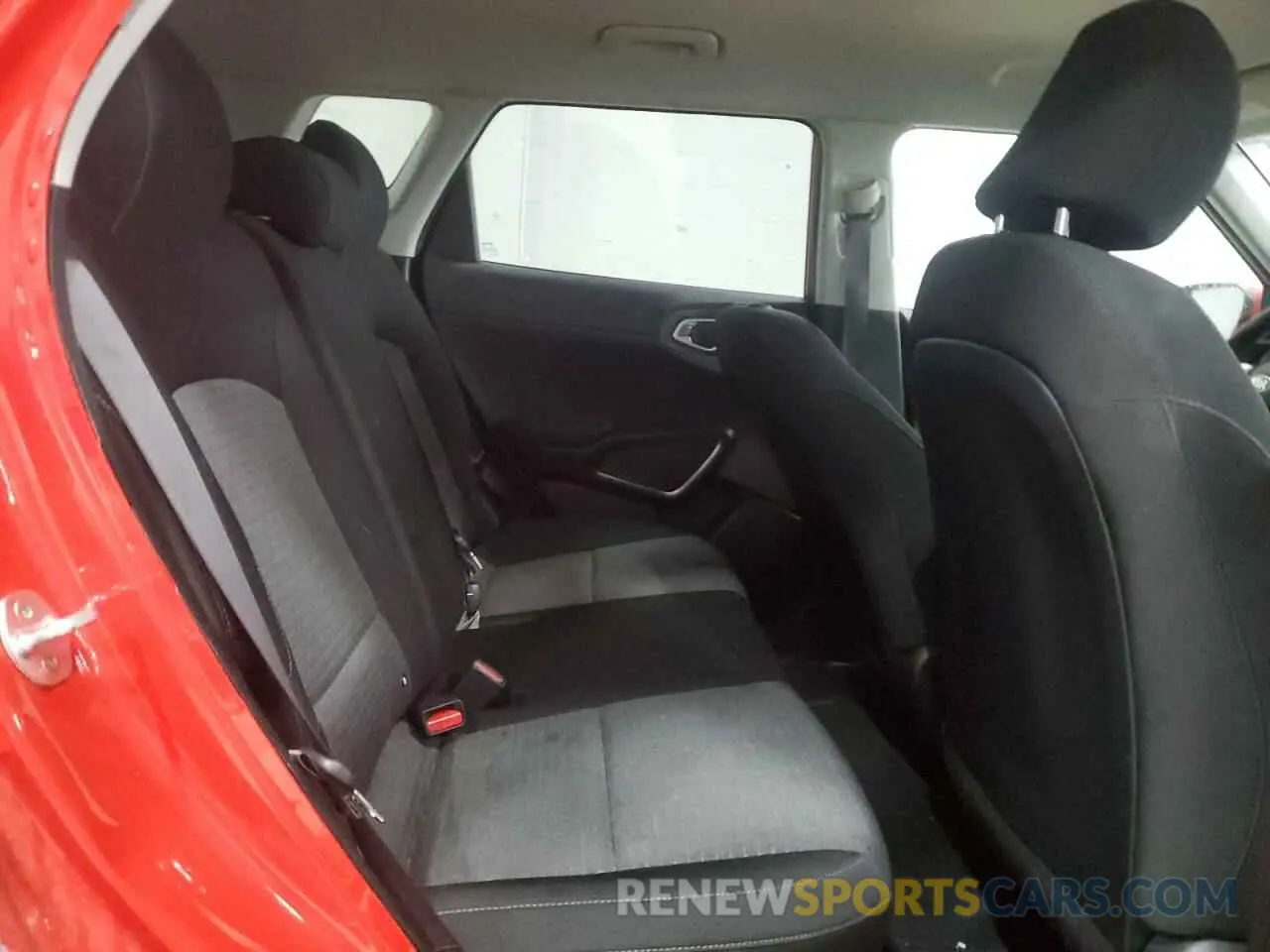 10 fotografías del automóvil dañado KNDJ23AU7M7125253 KIA SOUL 2021