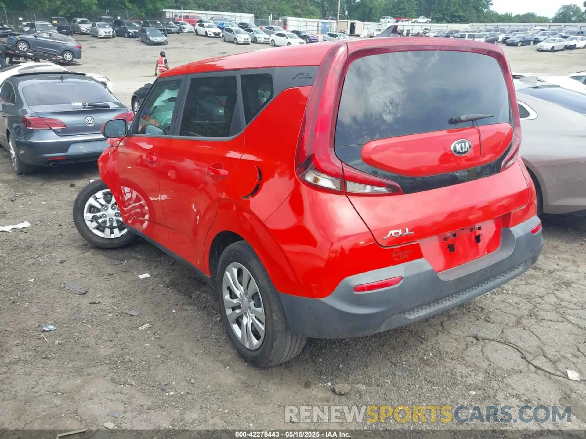 3 fotografías del automóvil dañado KNDJ23AU7M7144238 KIA SOUL 2021