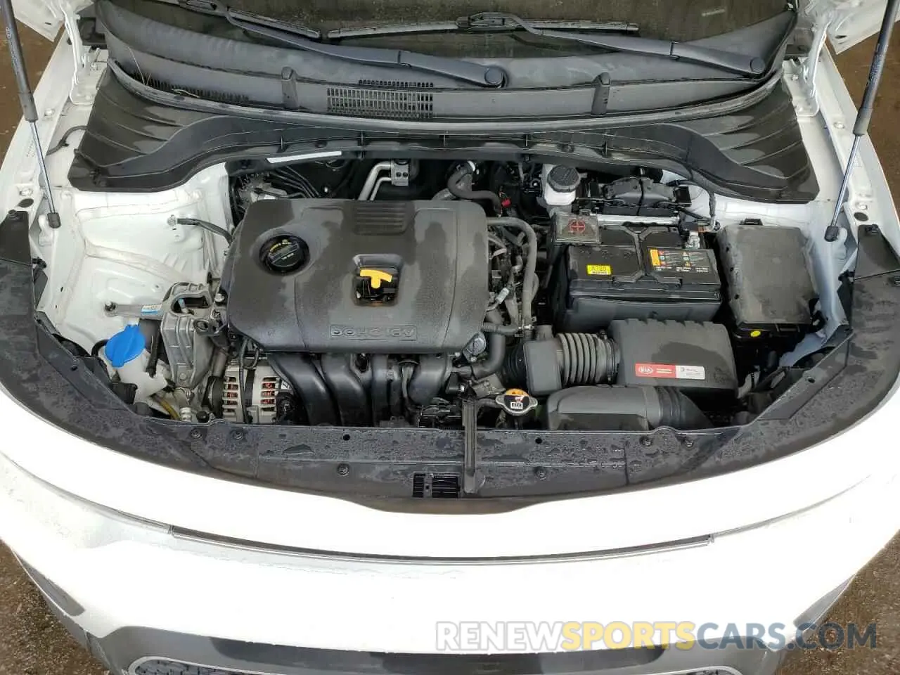 11 fotografías del automóvil dañado KNDJ23AU7M7147253 KIA SOUL 2021