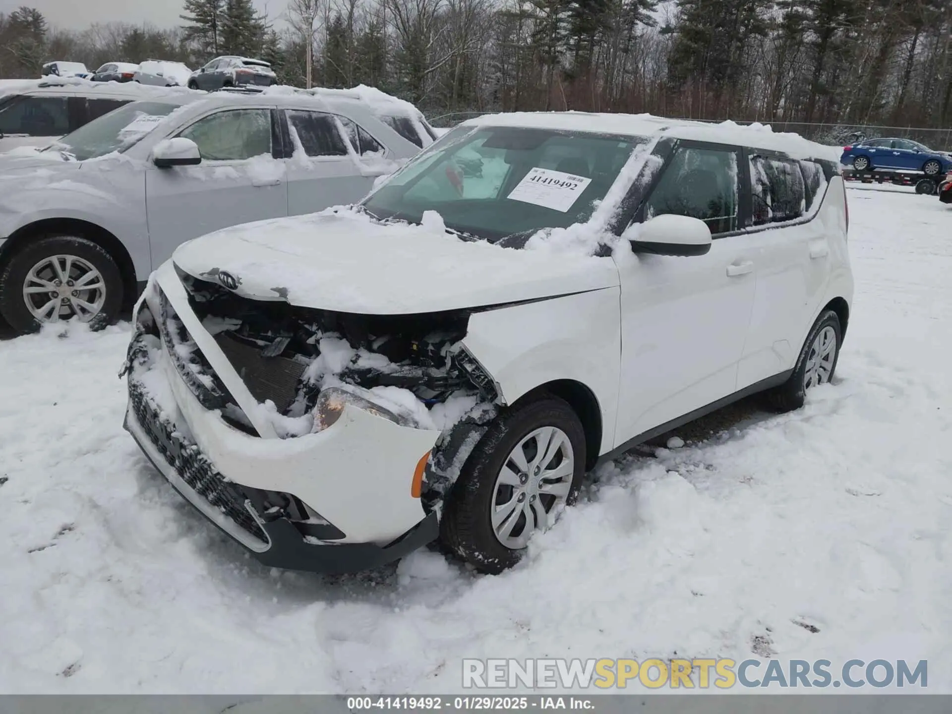 2 fotografías del automóvil dañado KNDJ23AU7M7767813 KIA SOUL 2021
