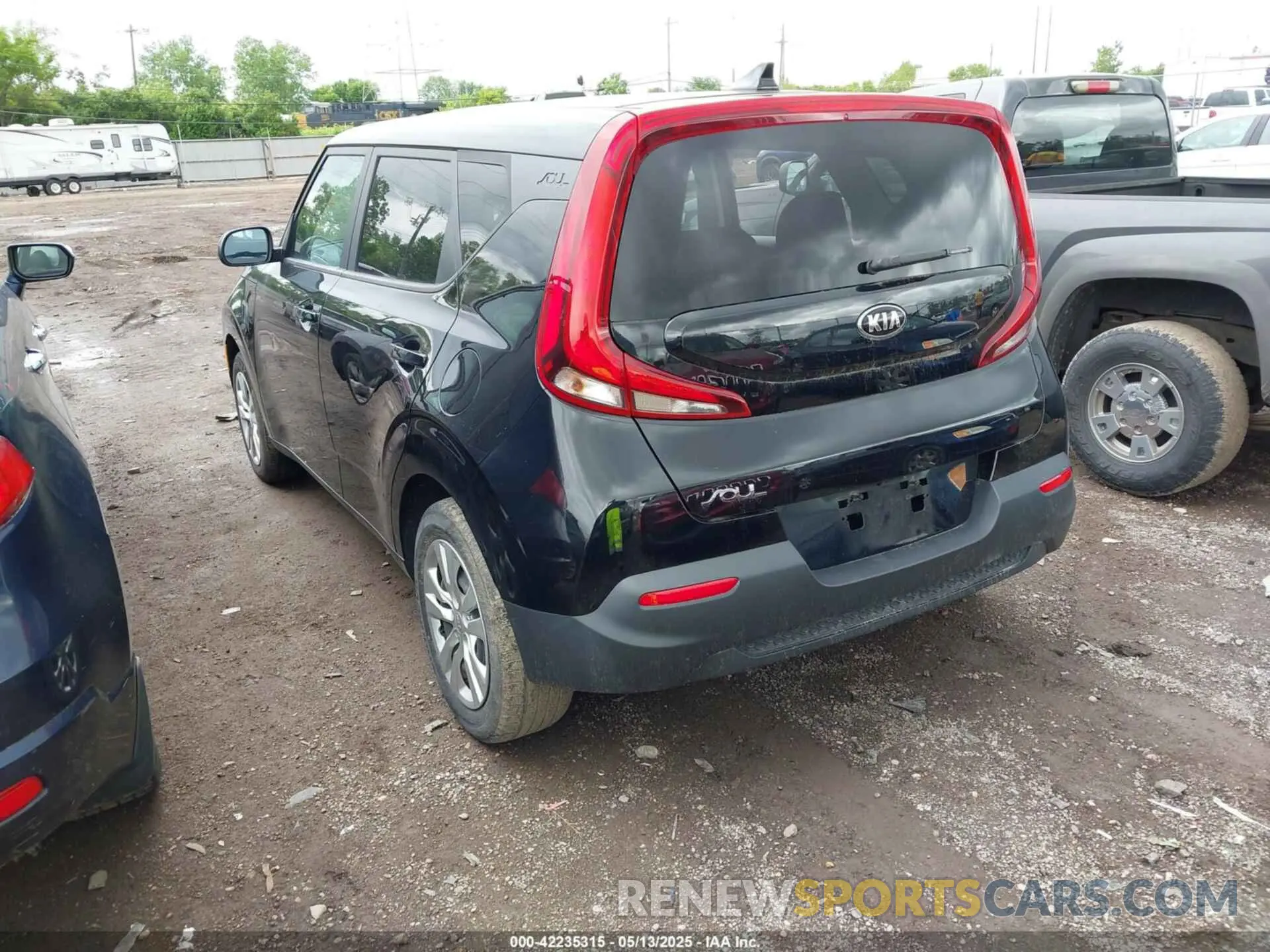 3 fotografías del automóvil dañado KNDJ23AU7M7786541 KIA SOUL 2021
