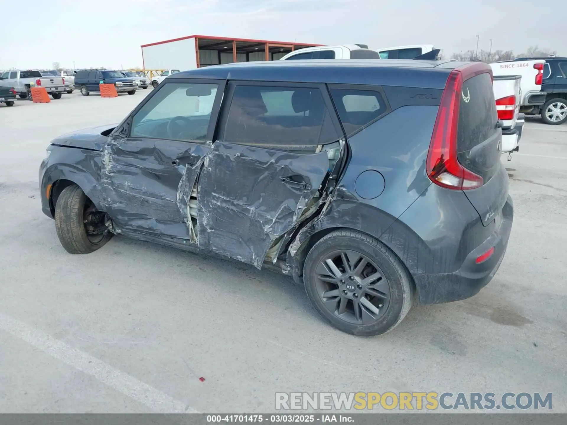 3 fotografías del automóvil dañado KNDJ23AU7M7794686 KIA SOUL 2021