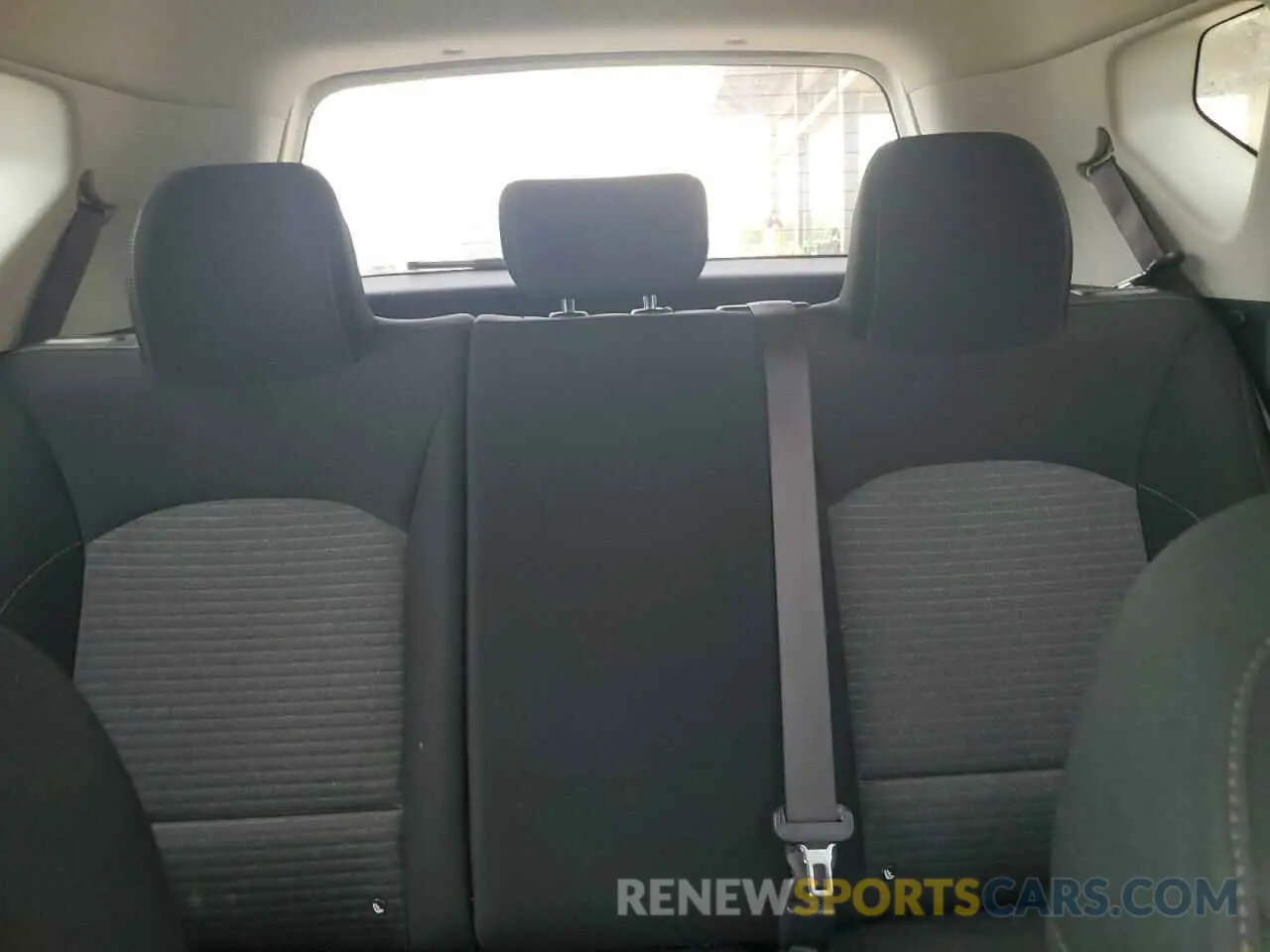 10 fotografías del automóvil dañado KNDJ23AU8M7750129 KIA SOUL 2021