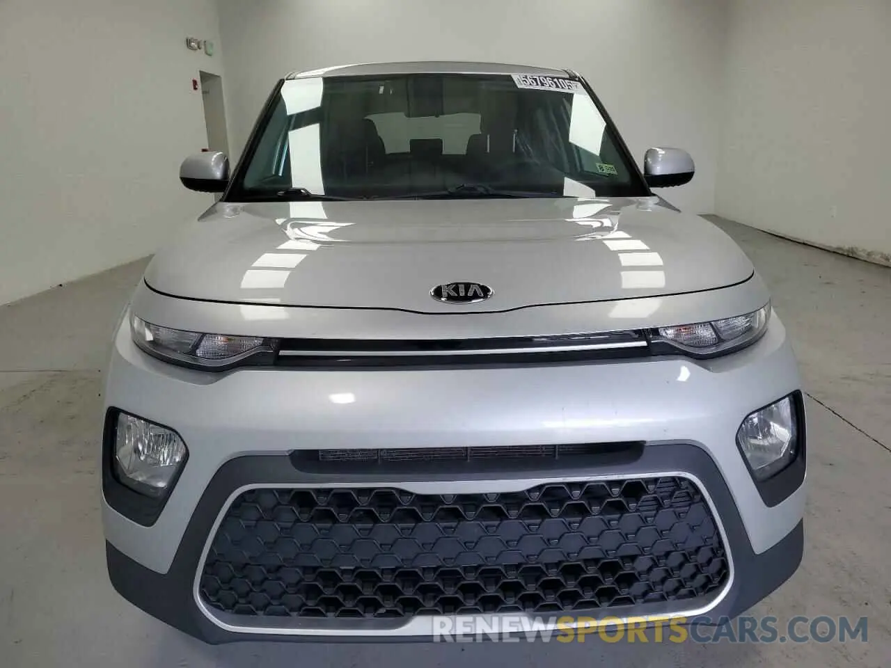 5 fotografías del automóvil dañado KNDJ23AU8M7762443 KIA SOUL 2021