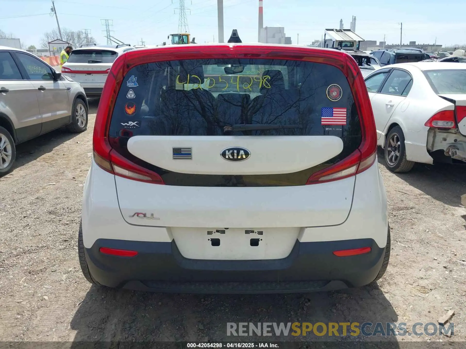 15 fotografías del automóvil dañado KNDJ23AU8M7772518 KIA SOUL 2021