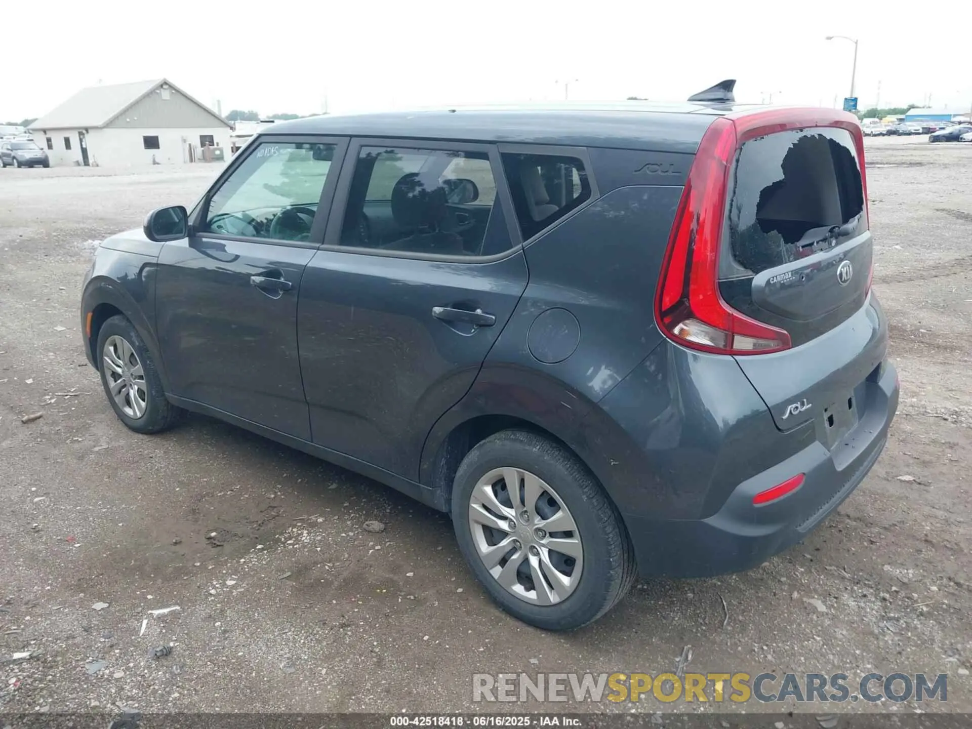 3 fotografías del automóvil dañado KNDJ23AU8M7774950 KIA SOUL 2021