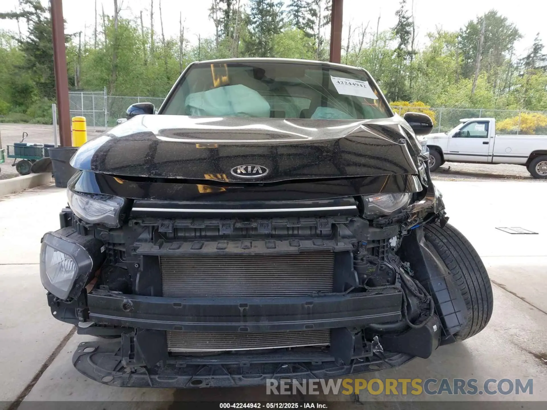 12 fotografías del automóvil dañado KNDJ23AU9M7125254 KIA SOUL 2021