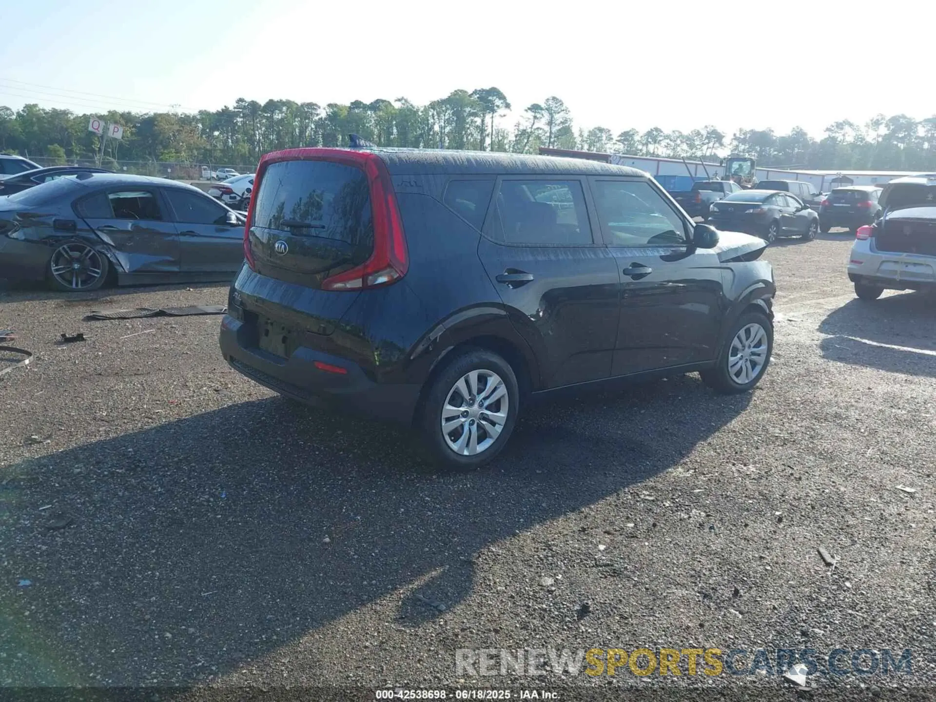 4 fotografías del automóvil dañado KNDJ23AU9M7145018 KIA SOUL 2021
