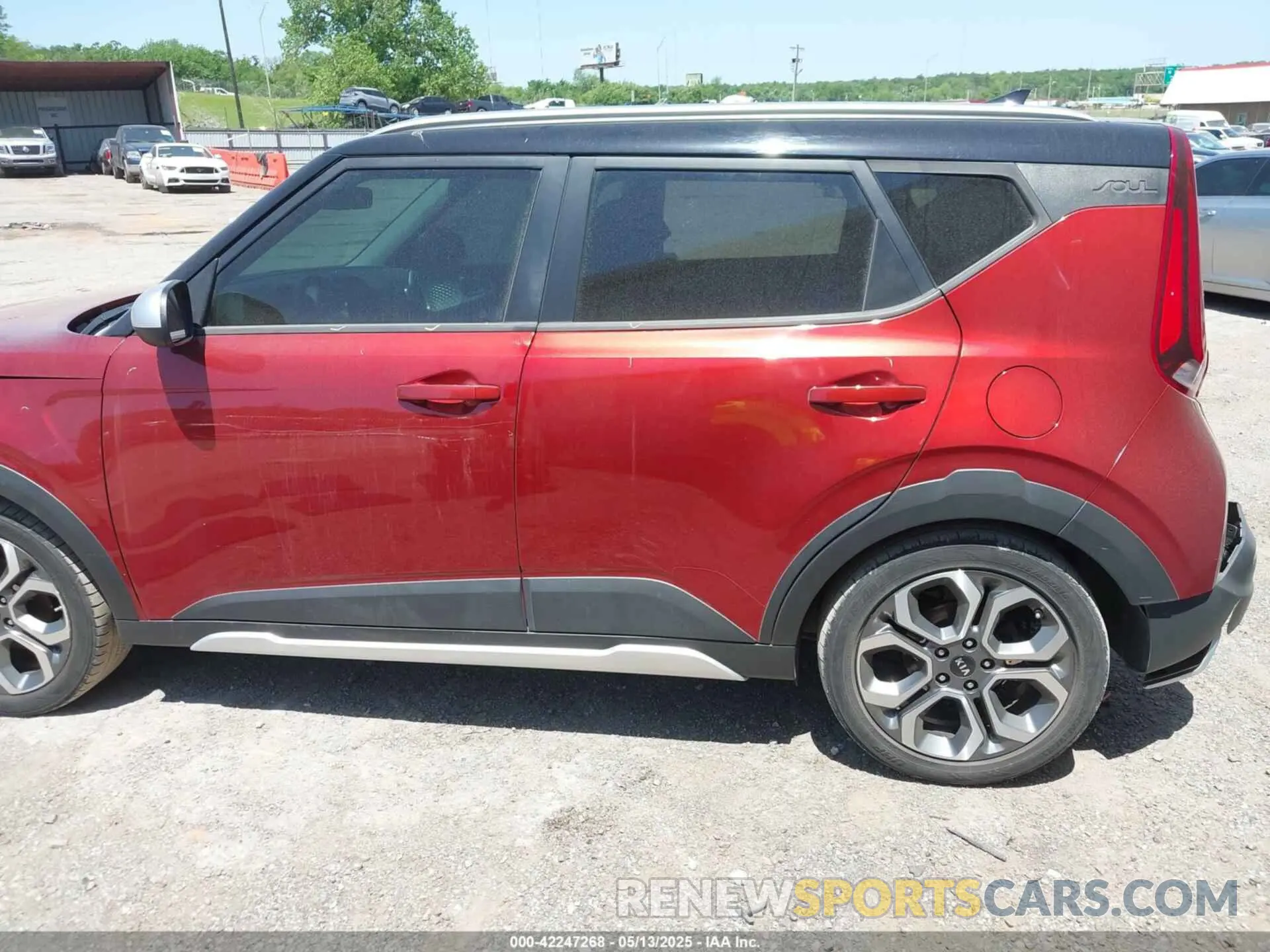 14 fotografías del automóvil dañado KNDJ23AUXM7132794 KIA SOUL 2021