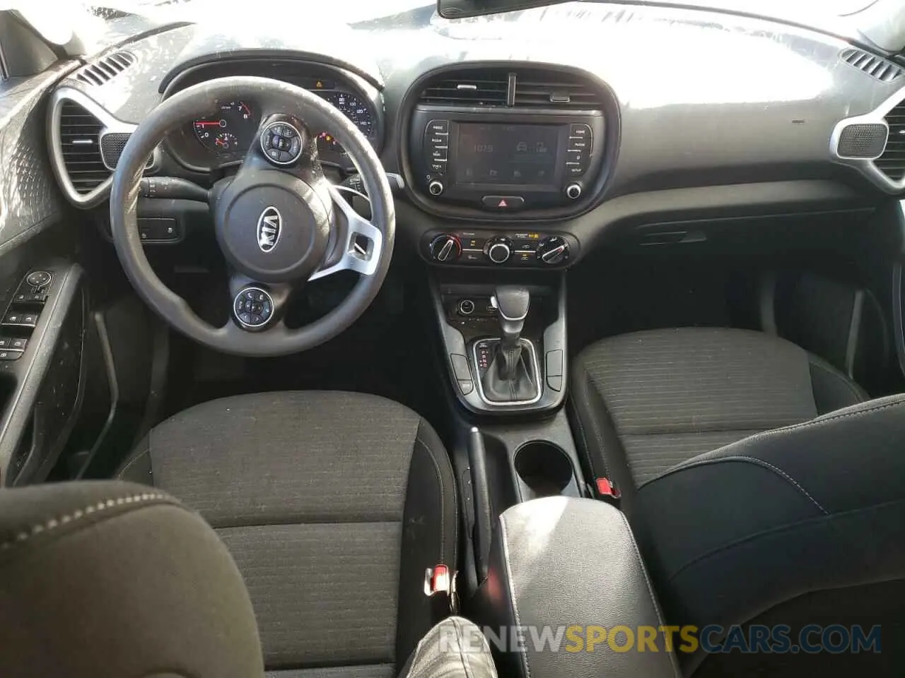 8 fotografías del automóvil dañado KNDJ23AUXM7140569 KIA SOUL 2021