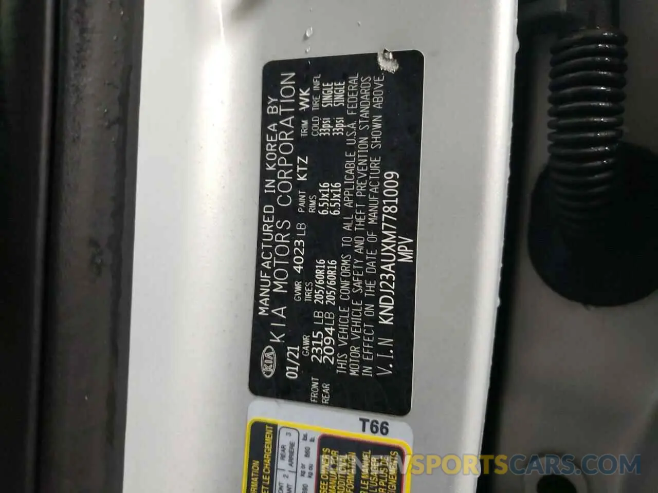 13 fotografías del automóvil dañado KNDJ23AUXM7781009 KIA SOUL 2021