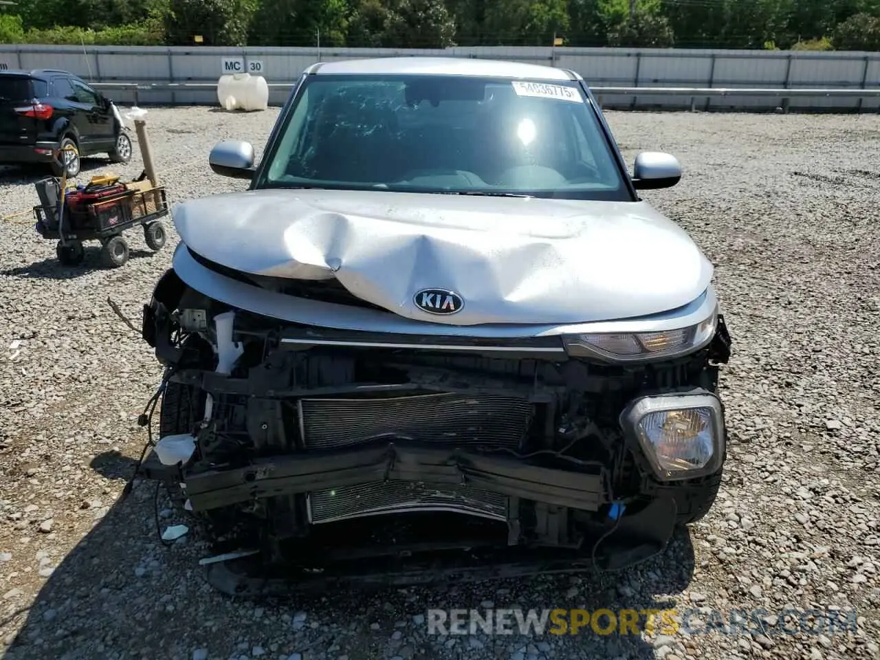 5 fotografías del automóvil dañado KNDJ33AU1M7750633 KIA SOUL 2021