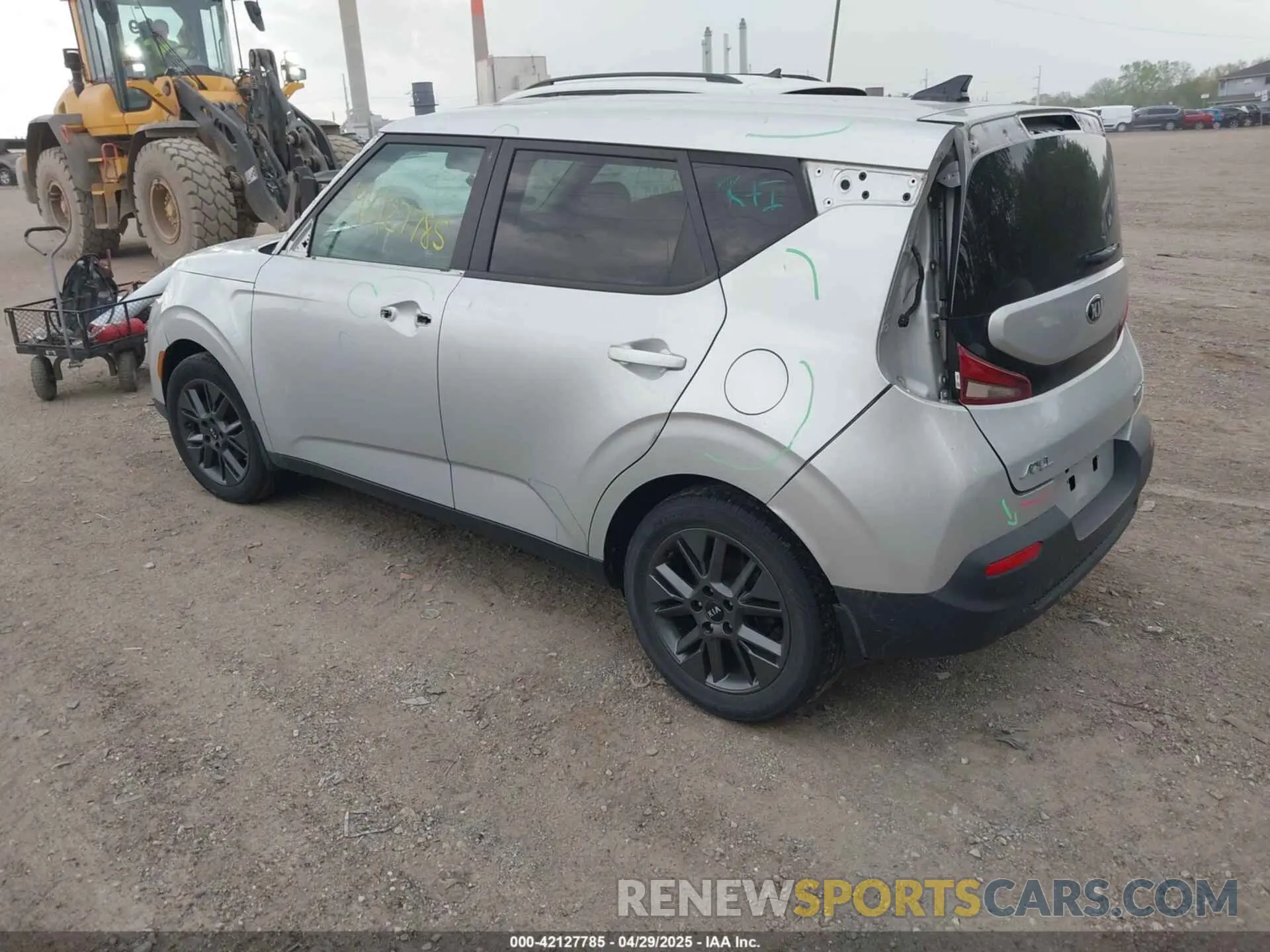 3 fotografías del automóvil dañado KNDJ33AU1M7756092 KIA SOUL 2021