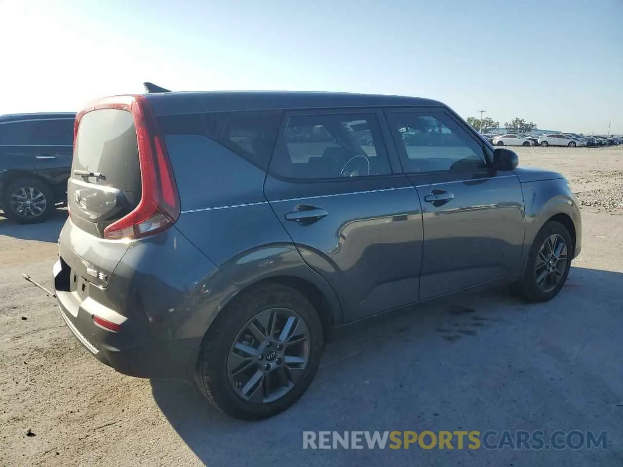3 fotografías del automóvil dañado KNDJ33AU5M7761991 KIA SOUL 2021