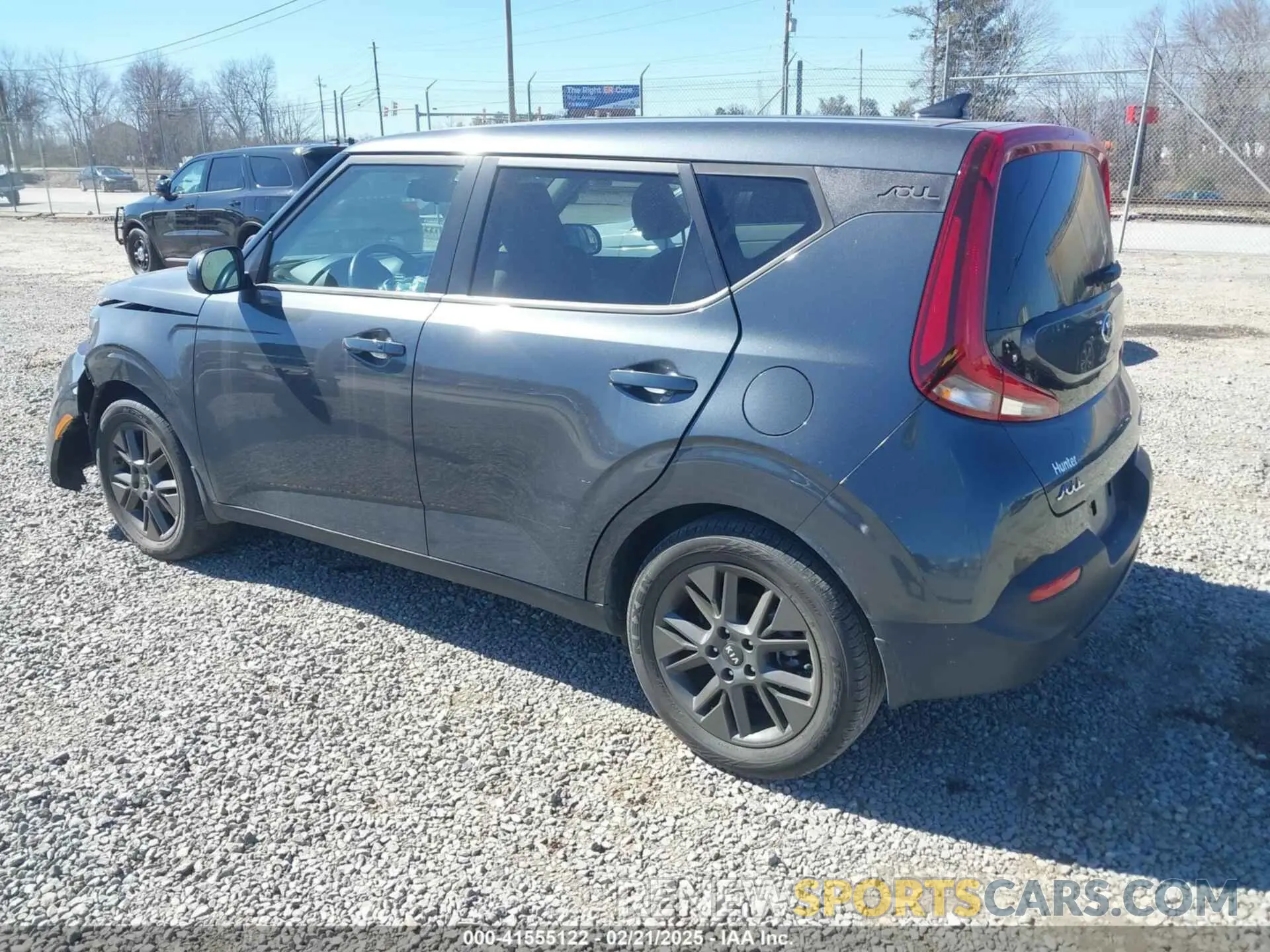 3 fotografías del automóvil dañado KNDJ33AU9M7741842 KIA SOUL 2021