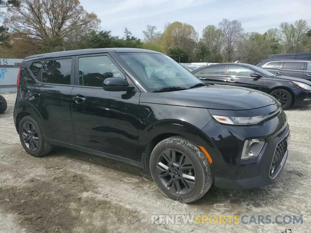 4 fotografías del automóvil dañado KNDJ33AU9M7763274 KIA SOUL 2021