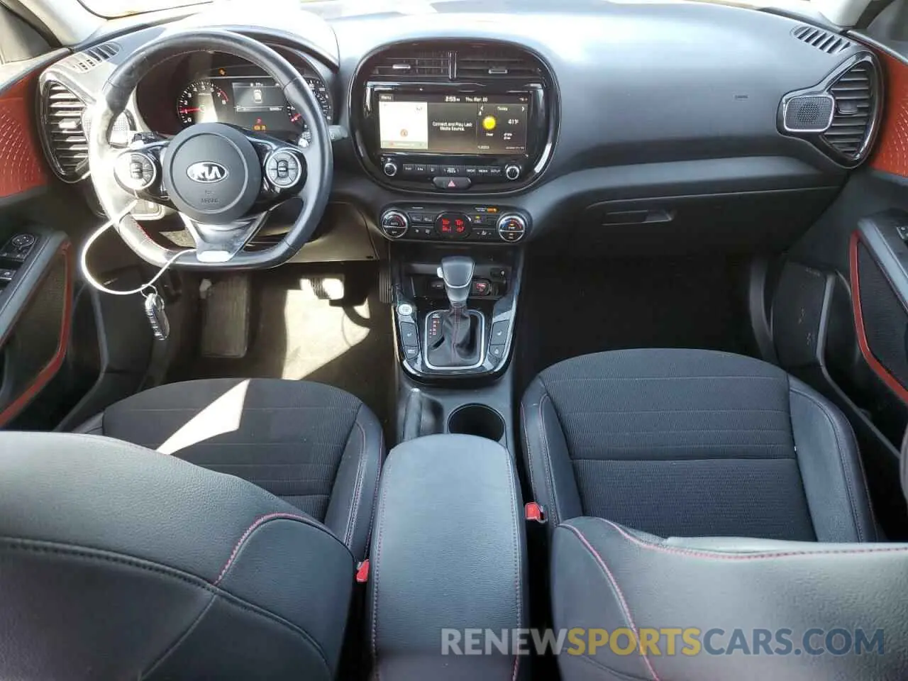 8 fotografías del automóvil dañado KNDJ53AF5M7766491 KIA SOUL 2021