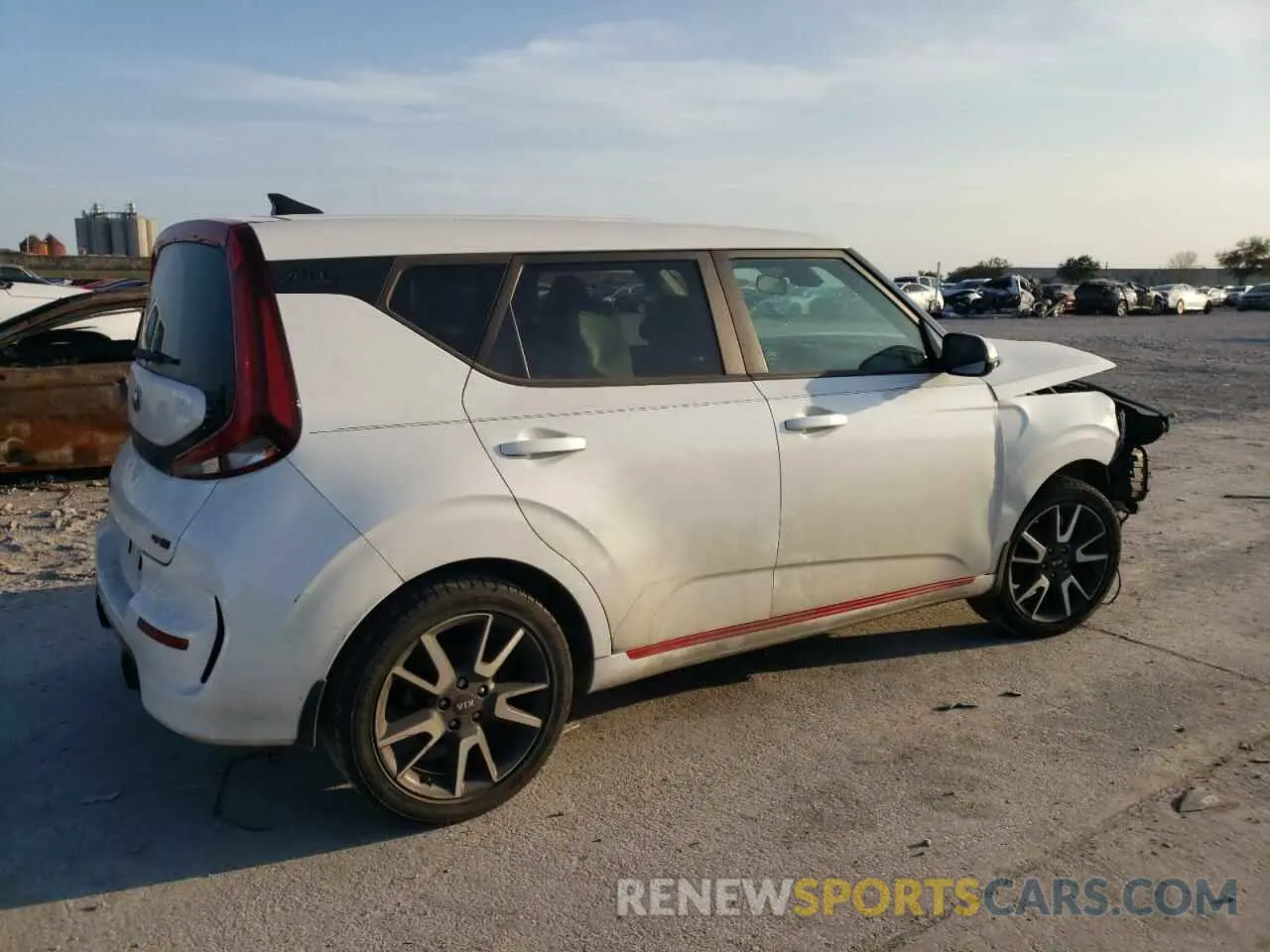3 fotografías del automóvil dañado KNDJ63AU0M7137684 KIA SOUL 2021