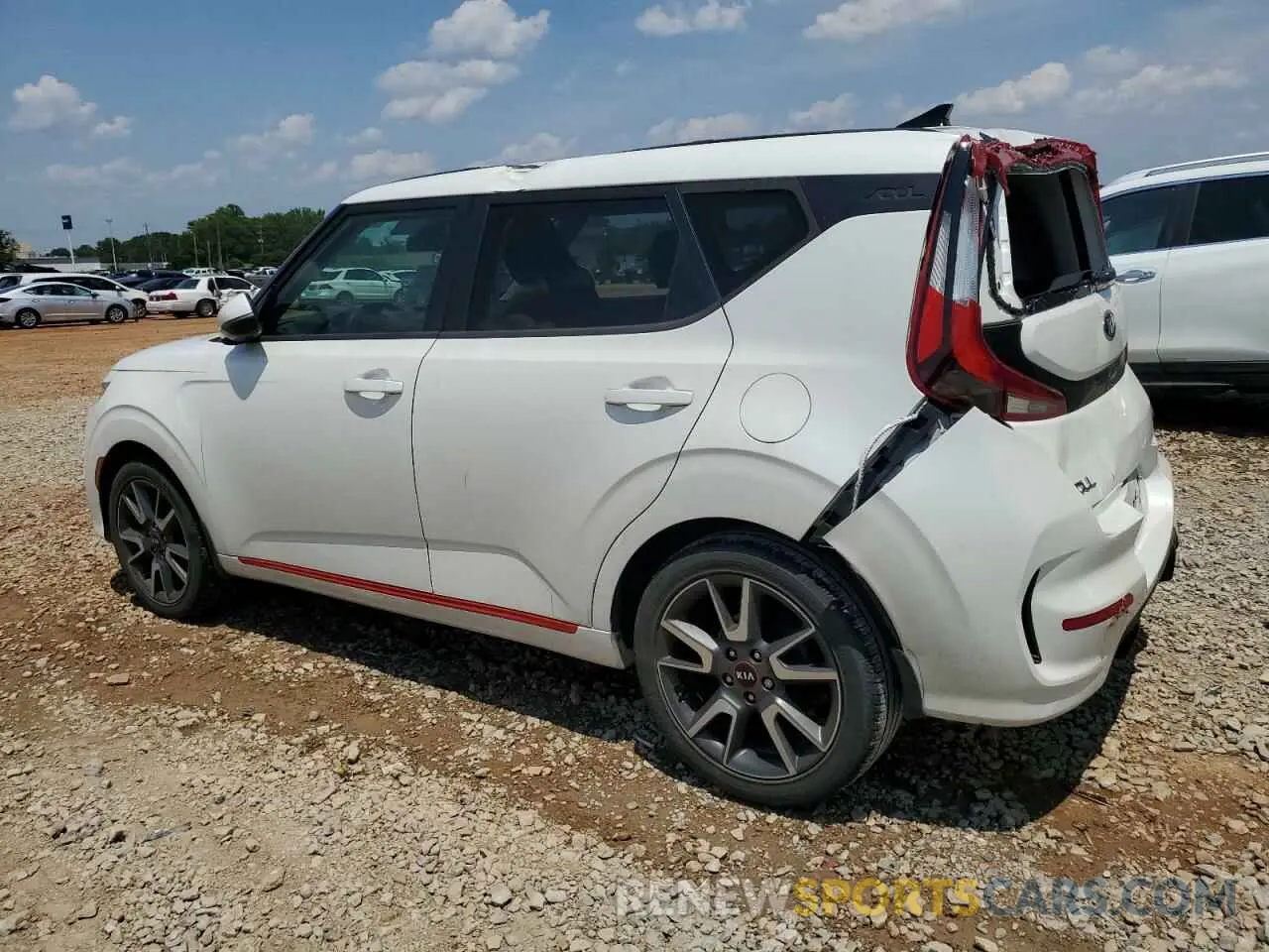 2 fotografías del automóvil dañado KNDJ63AU7M7745086 KIA SOUL 2021