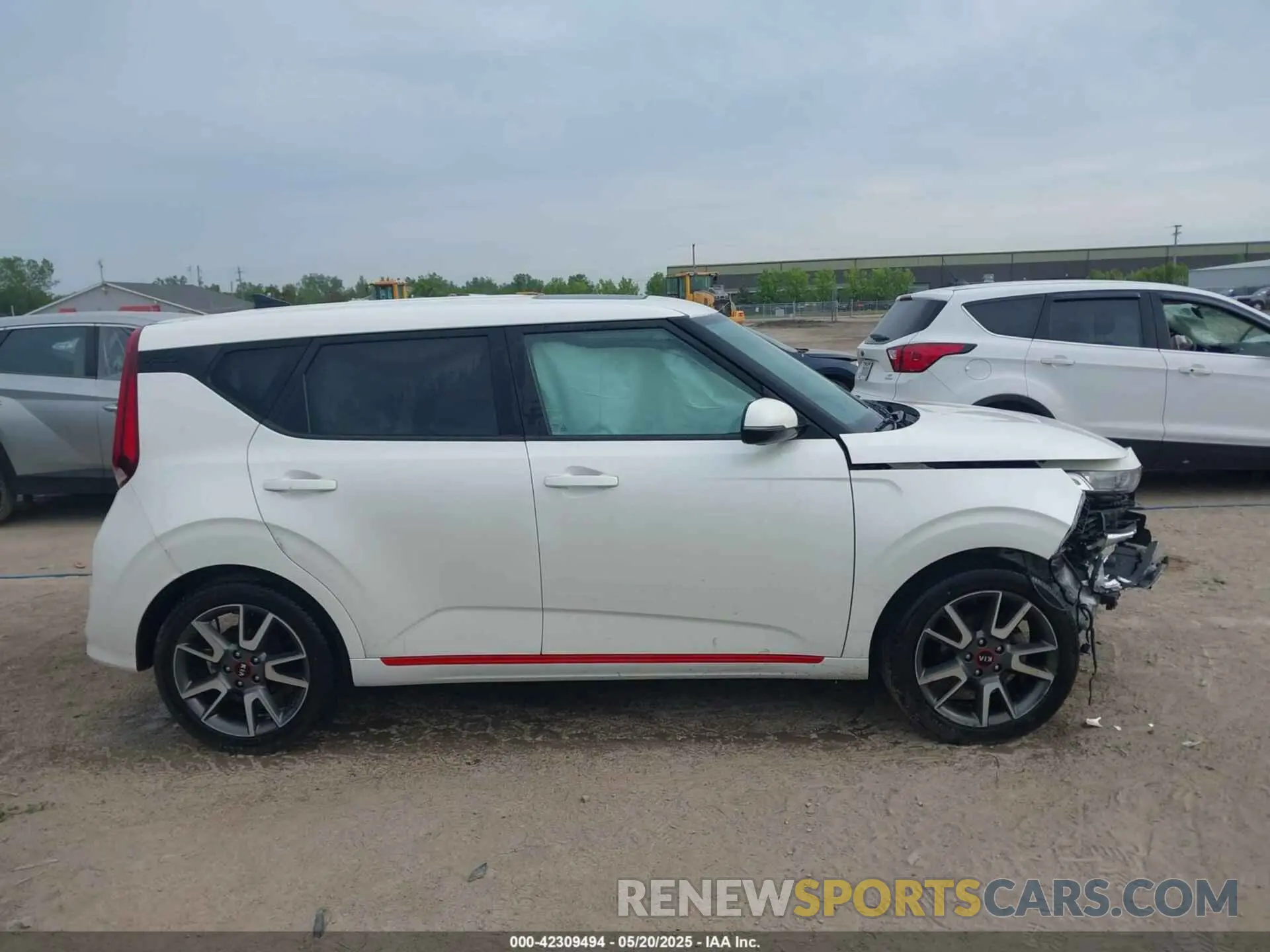 14 fotografías del automóvil dañado KNDJ63AU7M7781666 KIA SOUL 2021