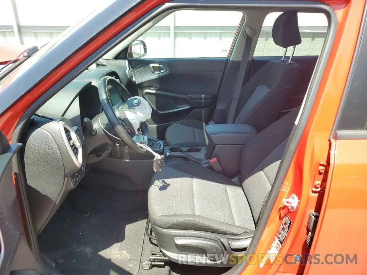 7 fotografías del automóvil dañado KNDJ63AU9M7142236 KIA SOUL 2021