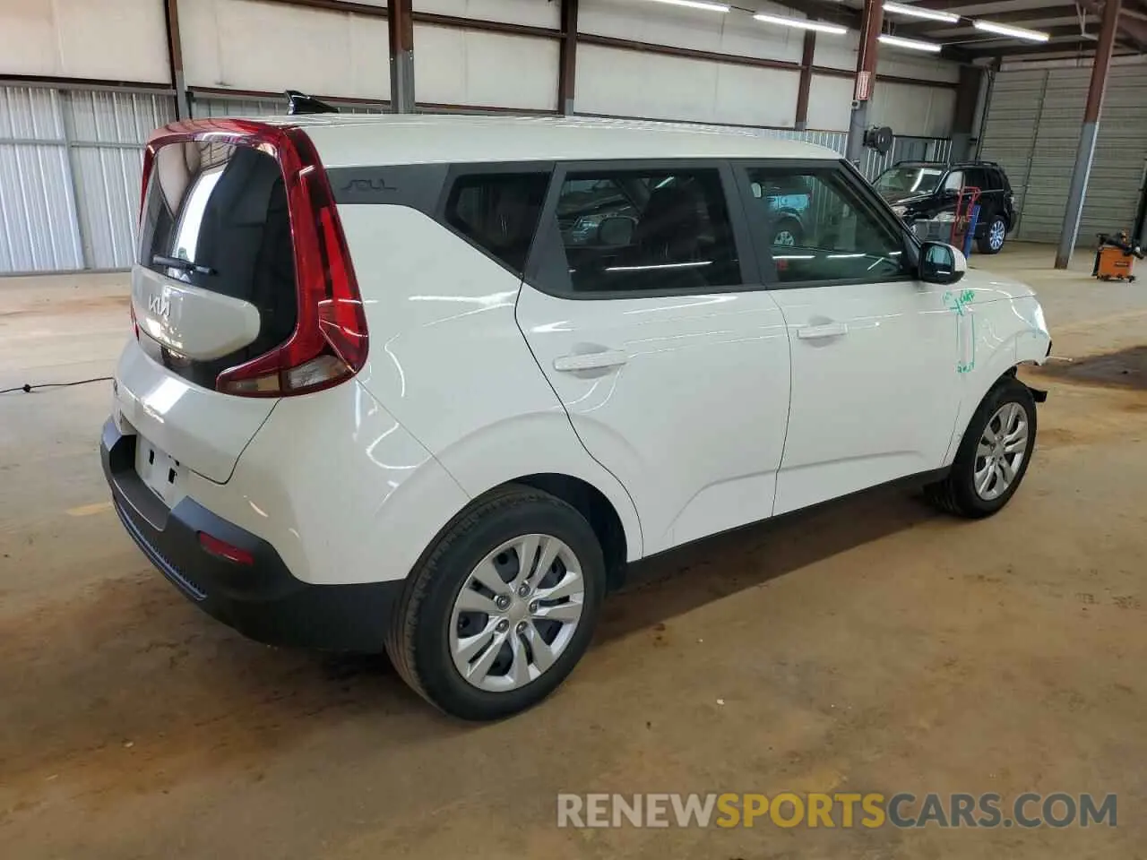 3 fotografías del automóvil dañado KNDJ23AU0N7156698 KIA SOUL 2022