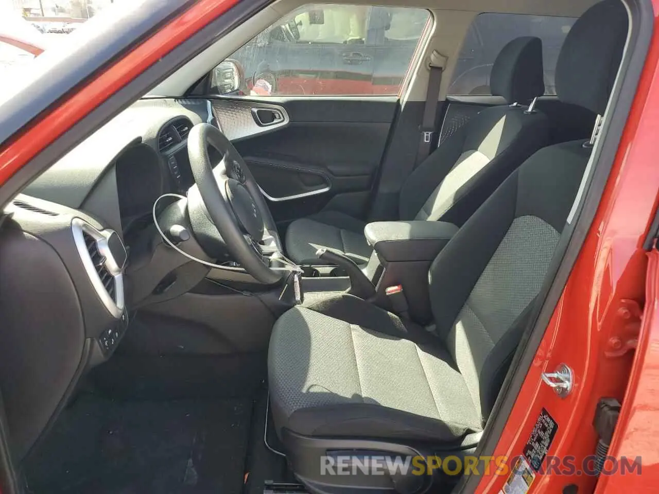 7 fotografías del automóvil dañado KNDJ23AU0N7183707 KIA SOUL 2022