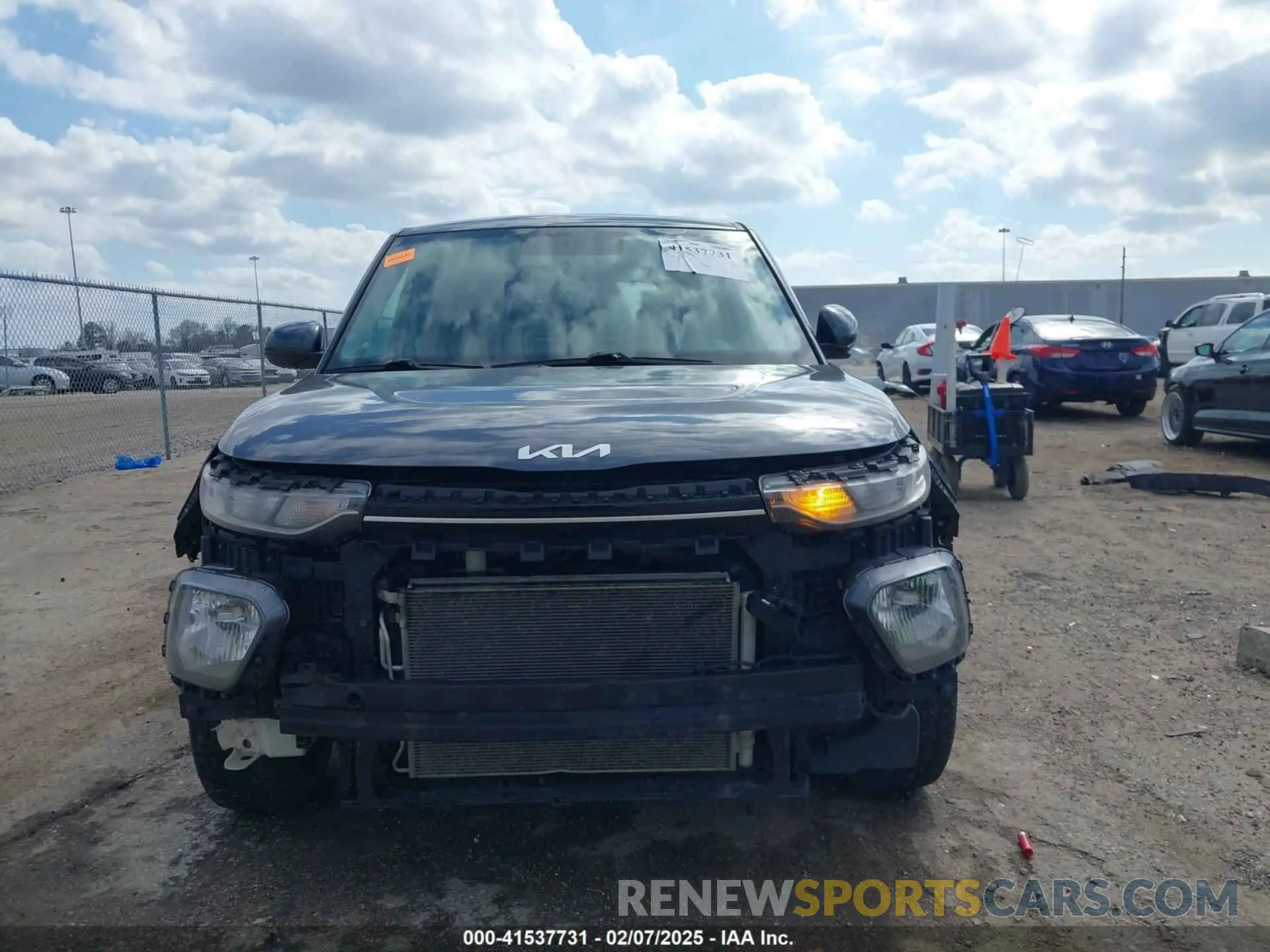 12 fotografías del automóvil dañado KNDJ23AU0N7805898 KIA SOUL 2022