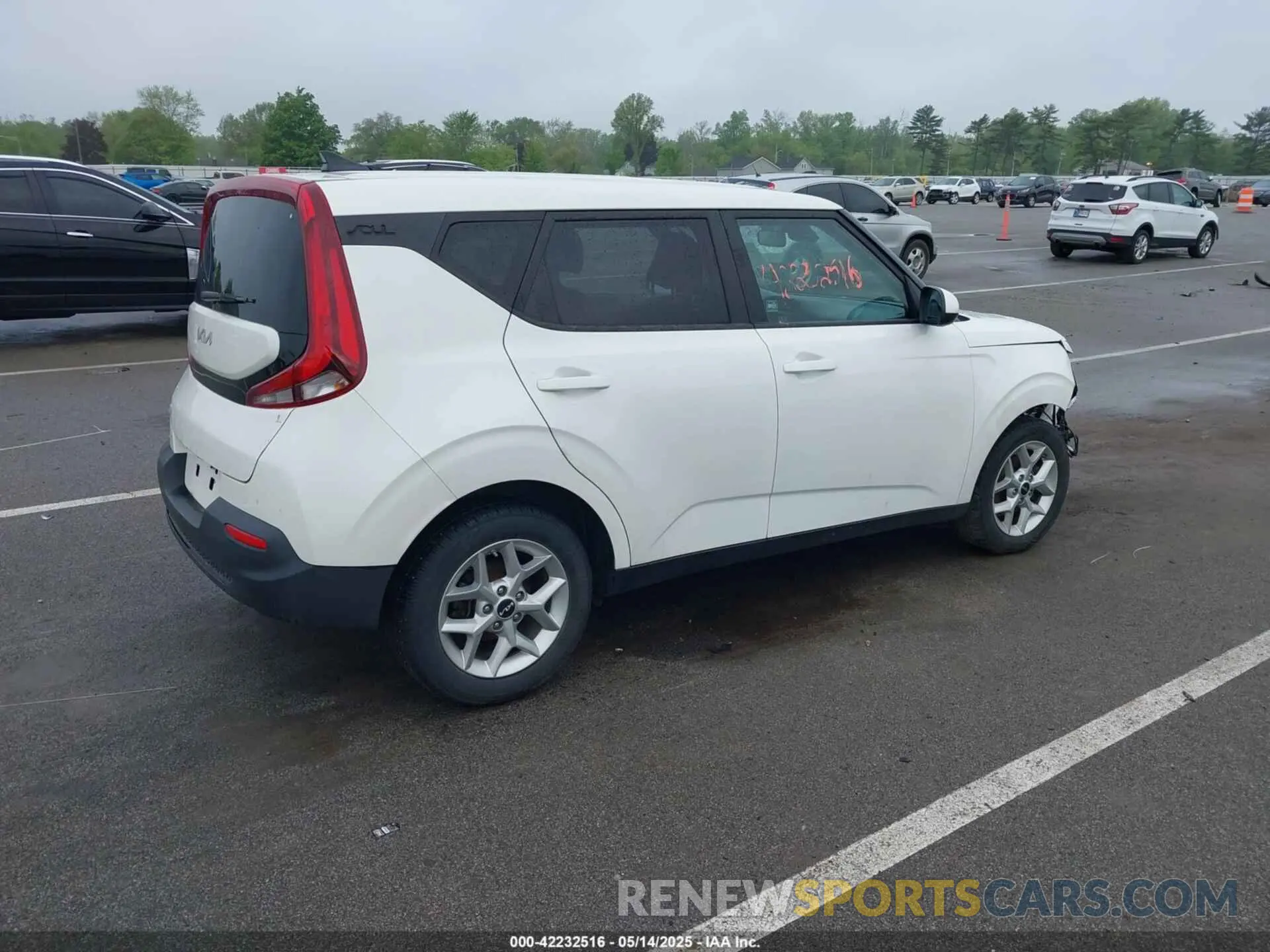 4 fotografías del automóvil dañado KNDJ23AU1N7158847 KIA SOUL 2022