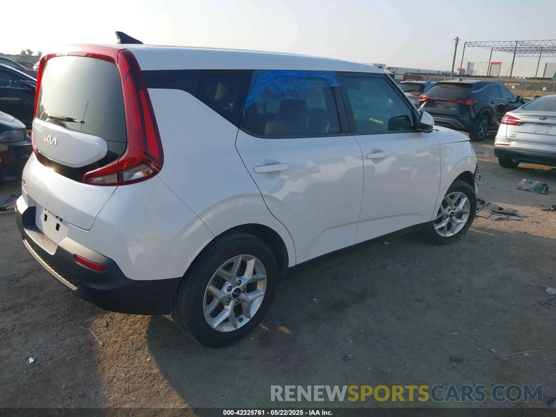 4 fotografías del automóvil dañado KNDJ23AU1N7165507 KIA SOUL 2022