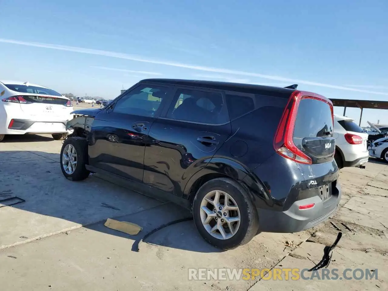 2 fotografías del automóvil dañado KNDJ23AU2N7178718 KIA SOUL 2022