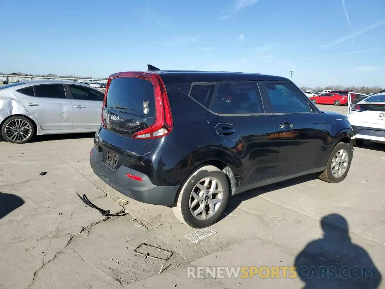 3 fotografías del automóvil dañado KNDJ23AU2N7178718 KIA SOUL 2022