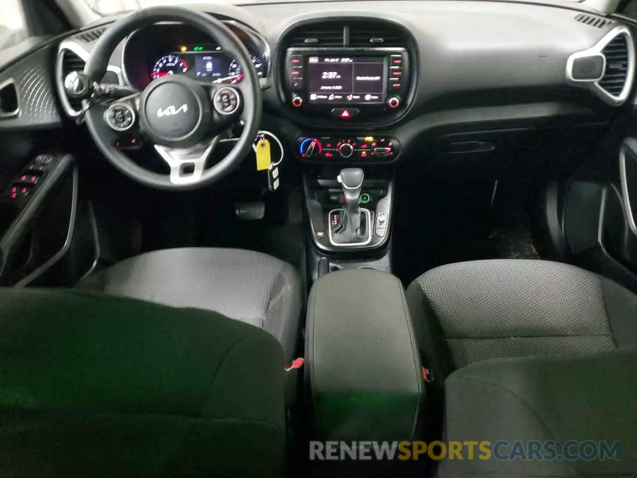 8 fotografías del automóvil dañado KNDJ23AU2N7182509 KIA SOUL 2022