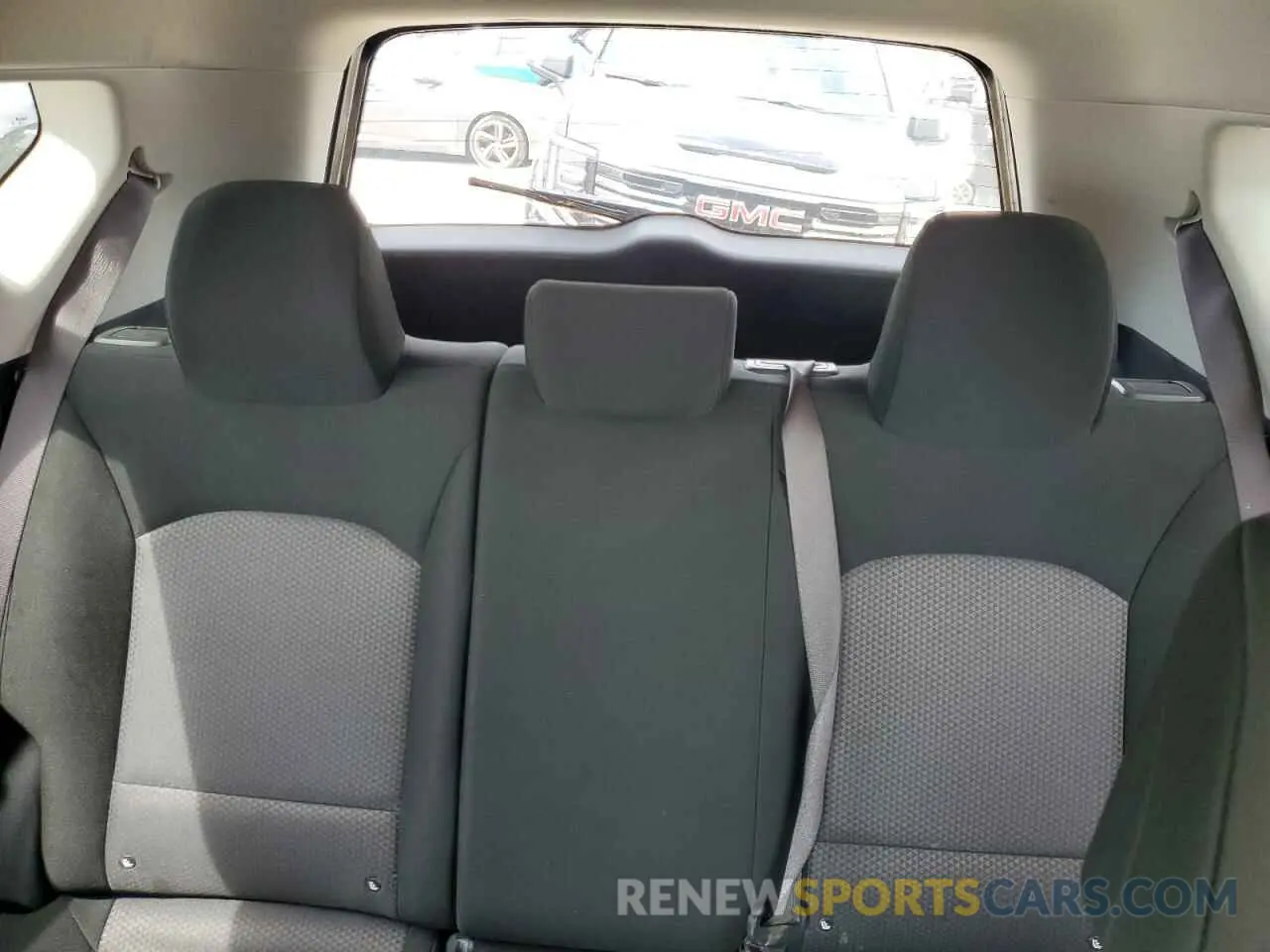 10 fotografías del automóvil dañado KNDJ23AU2N7800363 KIA SOUL 2022