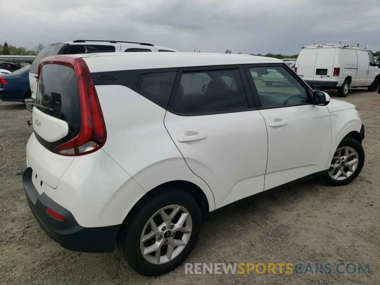 3 fotografías del automóvil dañado KNDJ23AU2N7814943 KIA SOUL 2022