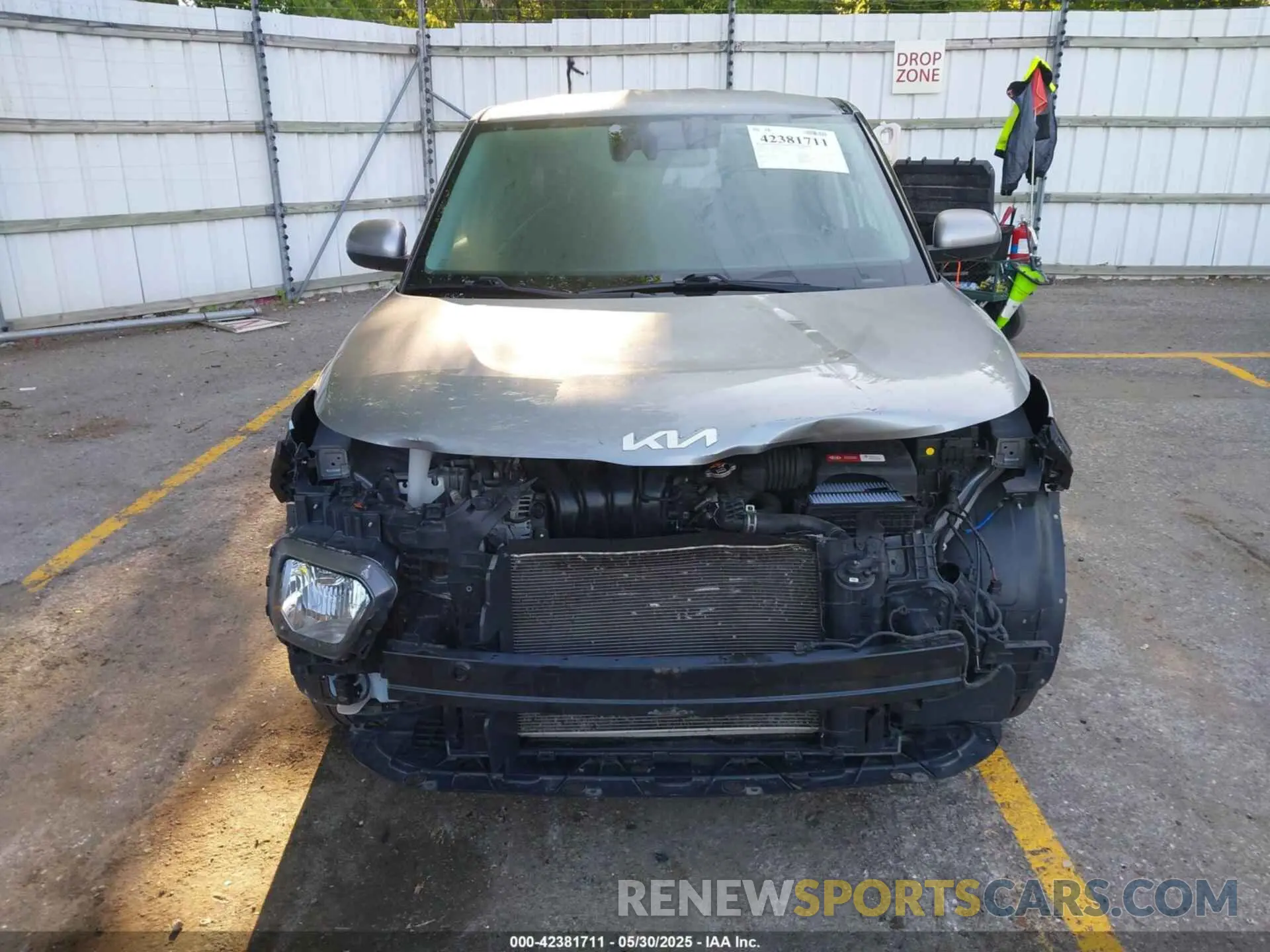13 fotografías del automóvil dañado KNDJ23AU2N7824999 KIA SOUL 2022