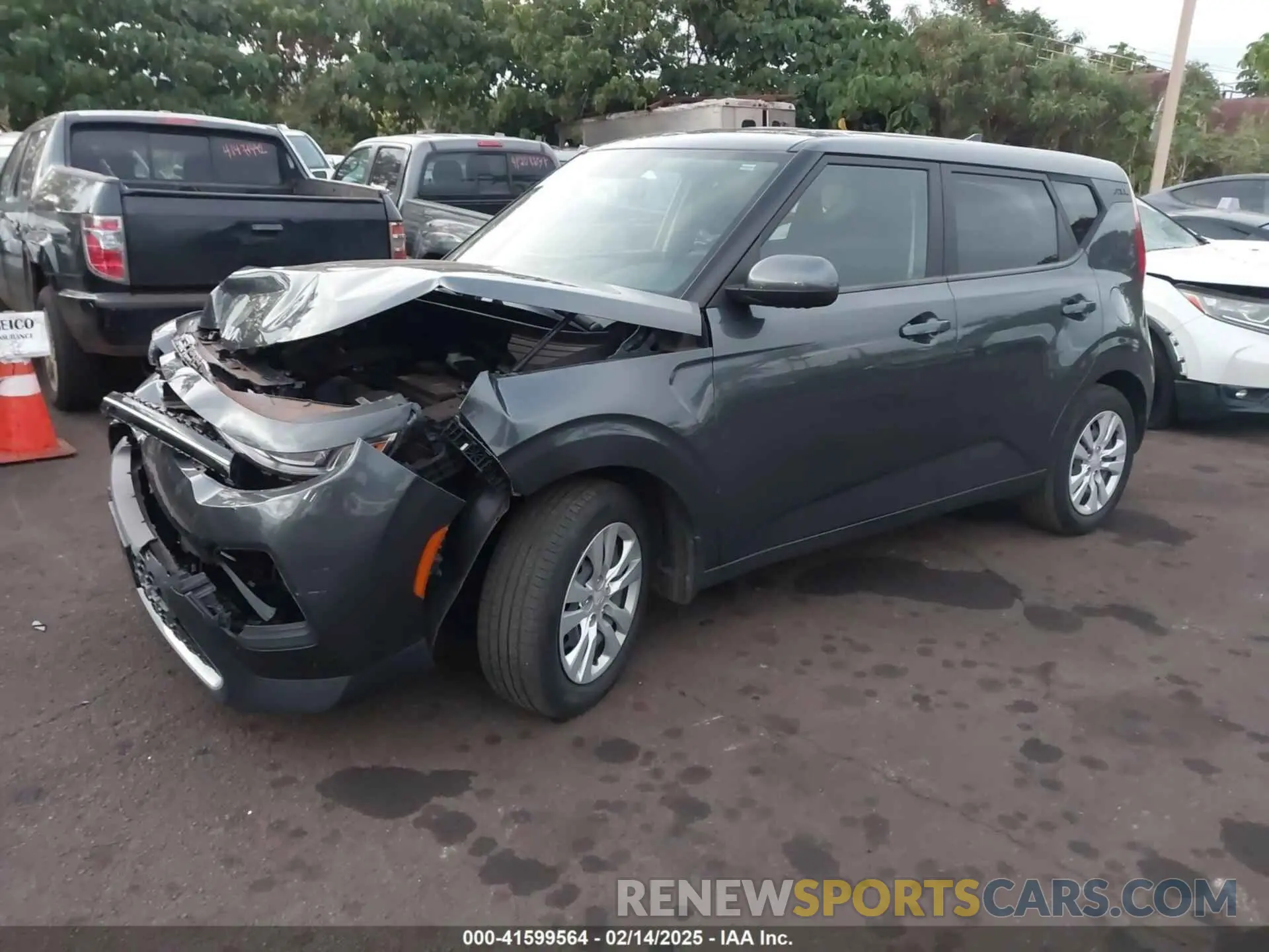 2 fotografías del automóvil dañado KNDJ23AU2N7836750 KIA SOUL 2022